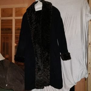Vintage Lorovi Coat 80%wool 20% Nylon